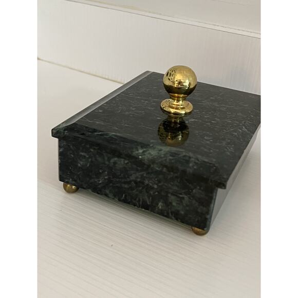 Vintage Green Marble Stone Footed Jewelry Trinket Vanity Box Lidded Brass - Picture 2 of 10